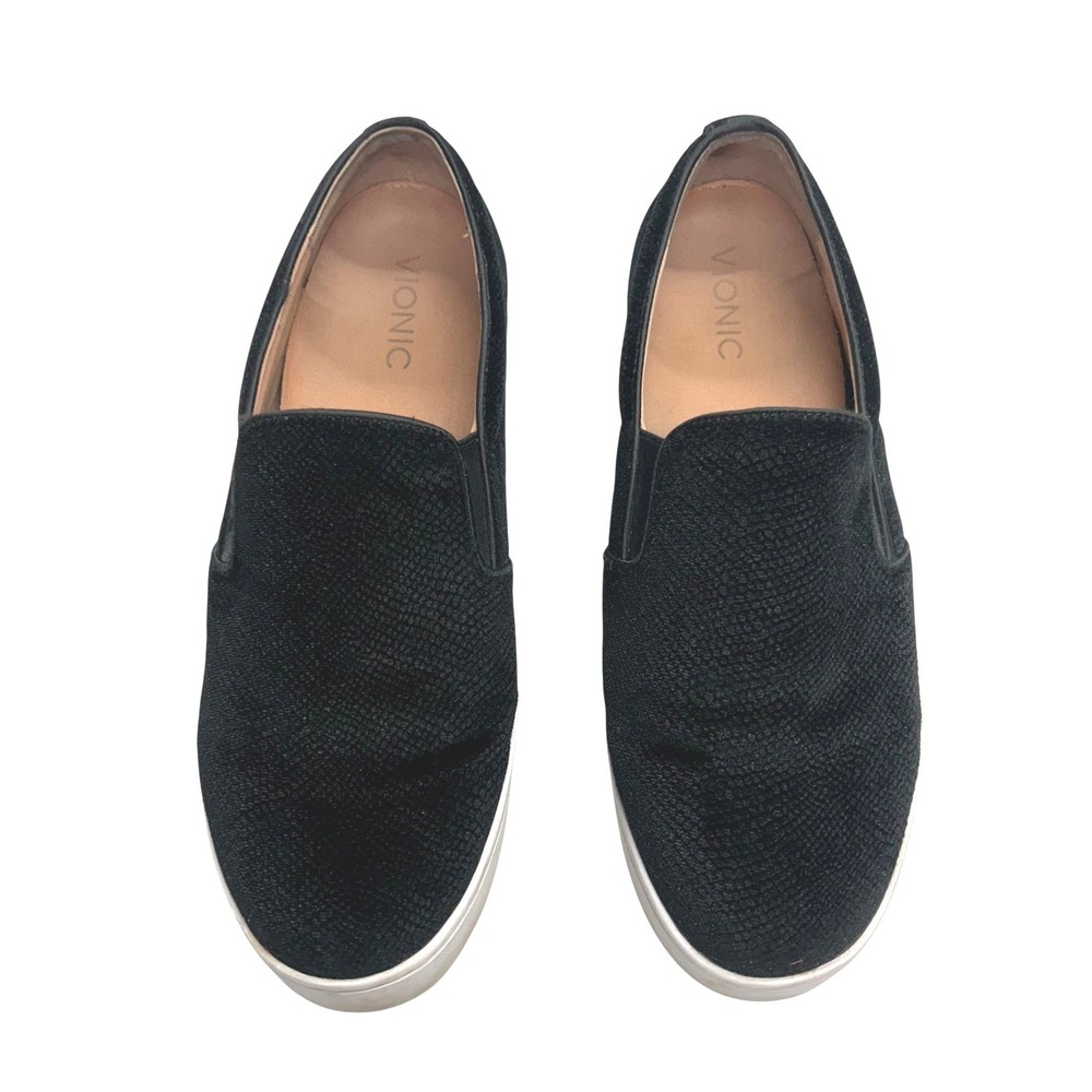 Slip On Black Textured Sneakers Womens Size 9 Comfort Walking Minimalist Casual